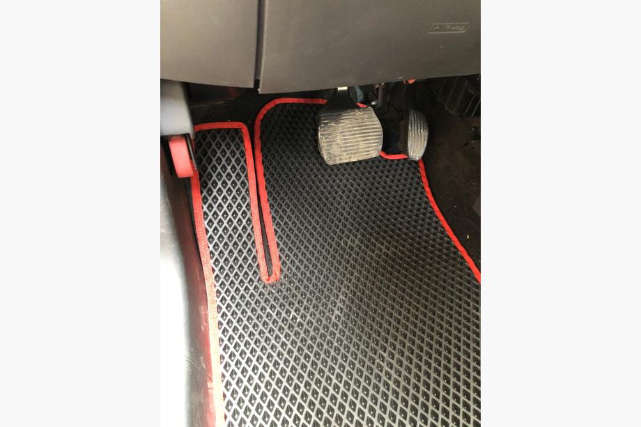 Fiat 500/500L 2013-2022 Dywaniki EVA (do 500, czarne) Zdjęcia 3