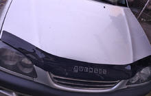 Toyota Avensis 1998-2003 Deflektor maski (VIP) zdjęcia 1