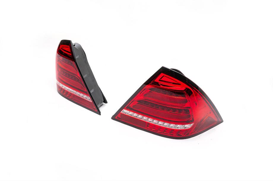 Mercedes C-class W203 2000-2007 Tylne lampy LED (2 szt.) Zdjęcia 2