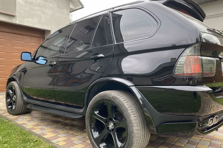 BMW X5 E53 1999–2006 Progi Boczne Bosphorus Black (2 szt, Aluminium) Image