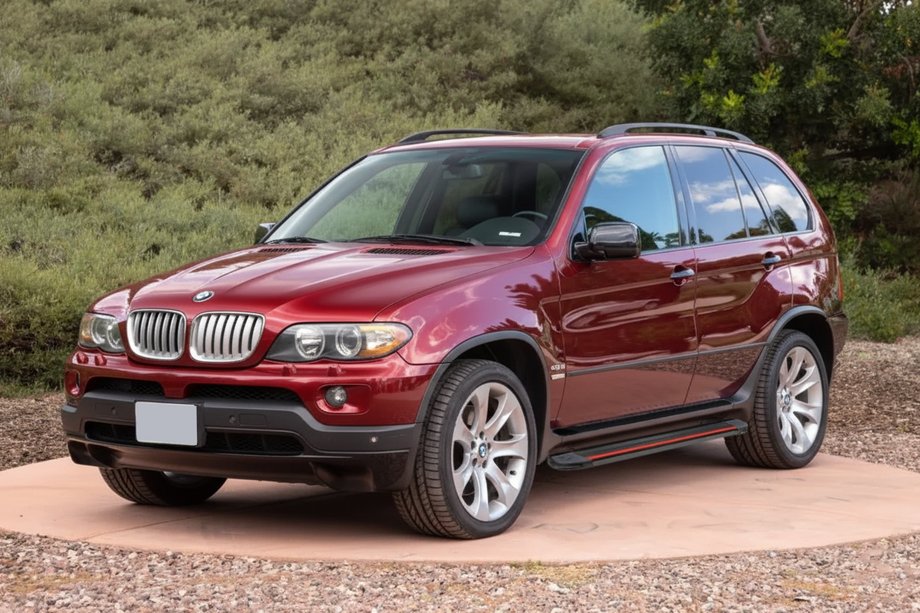 BMW X5 E53 1999–2006 Progi Boczné Maya Red (2 szt, aluminium) Image