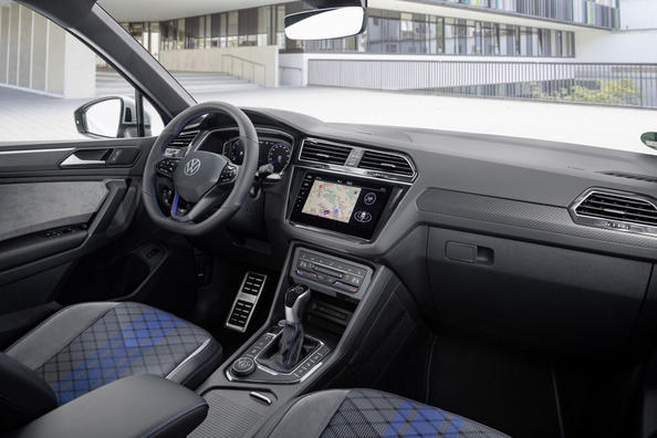 Przegląd obciążonej modyfikacji Volkswagena Tiguan R Zdjęcie 8