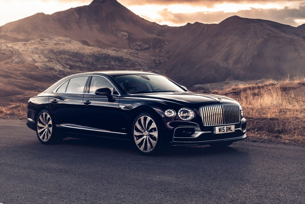 Recenzja luksusowego sedana Bentley Flying Spur z napędem na wszystkie koła