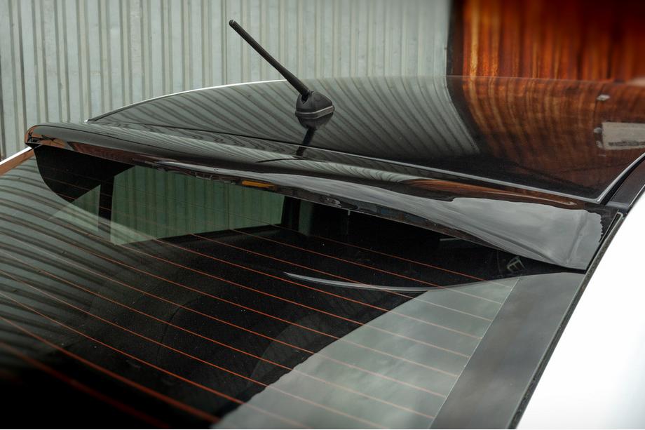 Mitsubishi Lancer X 2008- Blend na tylną szybę Sedan (ABS) Image