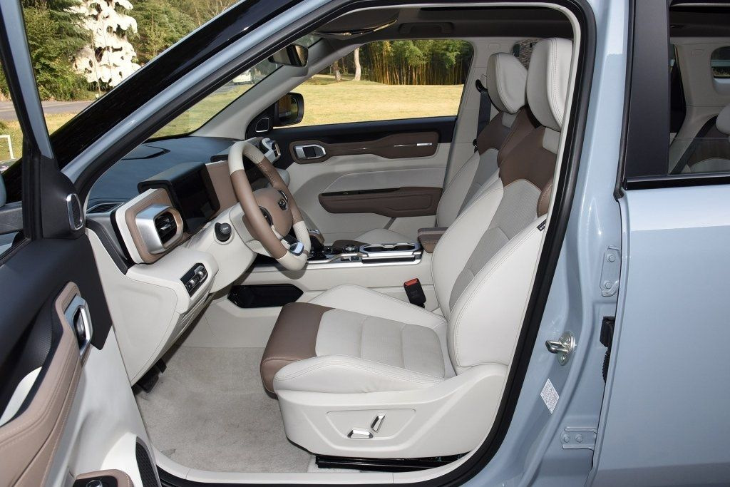 Recenzja nowego crossovera Geely ICON