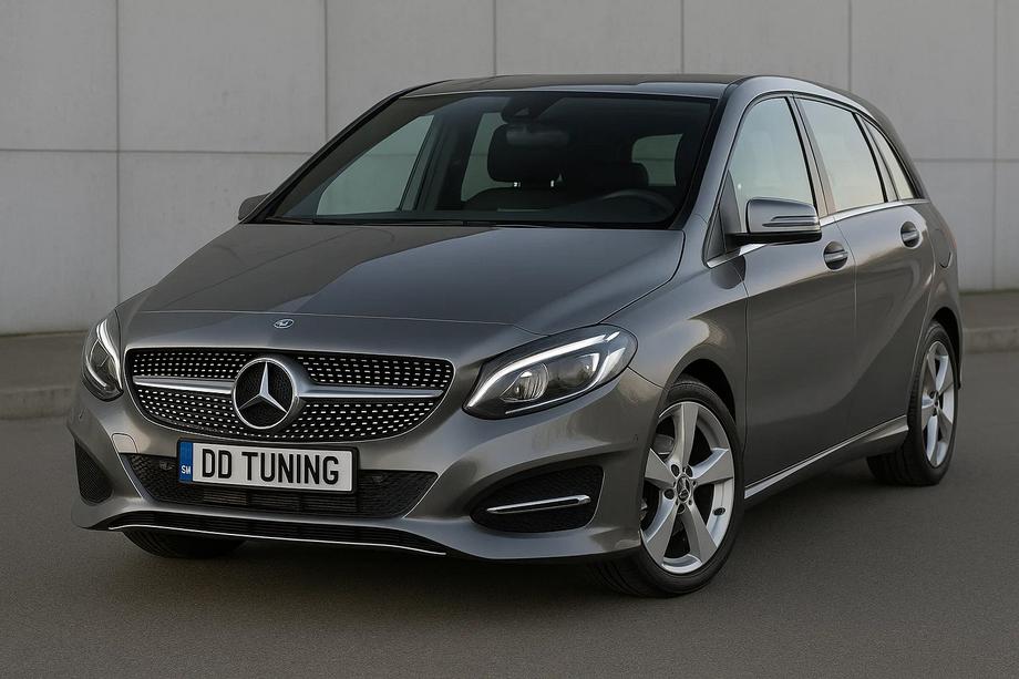 Mercedes B-class W246 2011-2018 Atrapa Przednia Diamond Silver (2015-2018) Image