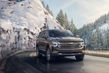 Duży, ośmiomiejscowy SUV Chevroleta Suburban zdjęcia 2