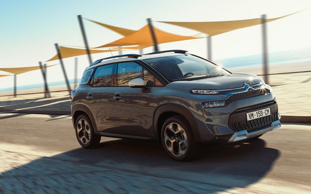 Przegląd zaktualizowanego crossovera Citroen C3 Aircross