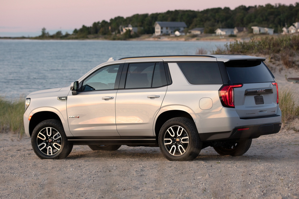 GMC Yukon Duży ośmiomiejscowy SUV Recenzja