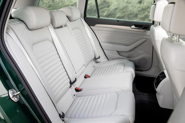 Recenzja wagonu terenowego Volkswagen Passat Alltrack Zdjęcie 10