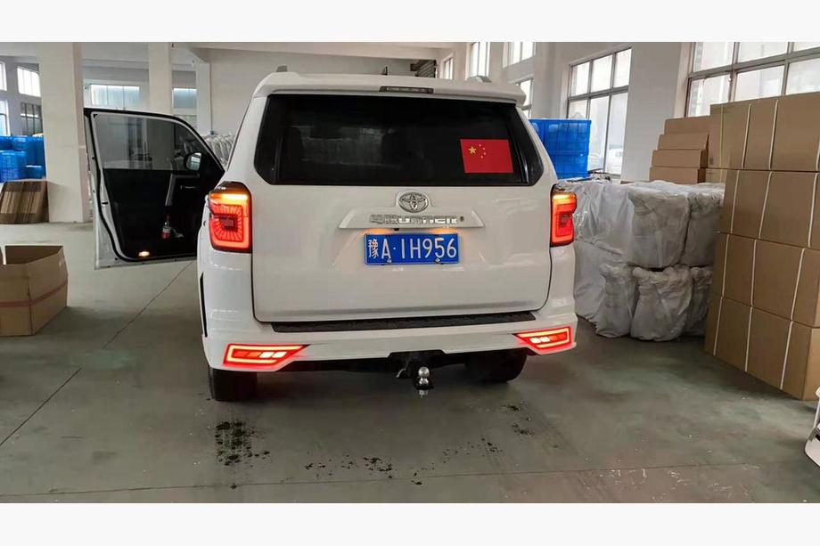 Toyota 4Runner 2009-2024 Zestaw body kit Facelift Zdjęcia 6