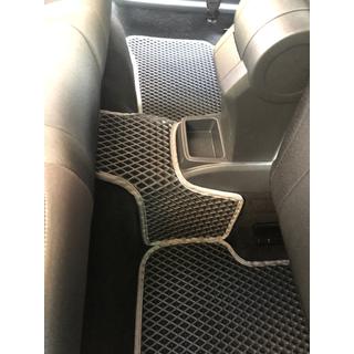 Dywaniki EVA (czarne) Skoda Fabia 2014-2021 zdjęcia 2