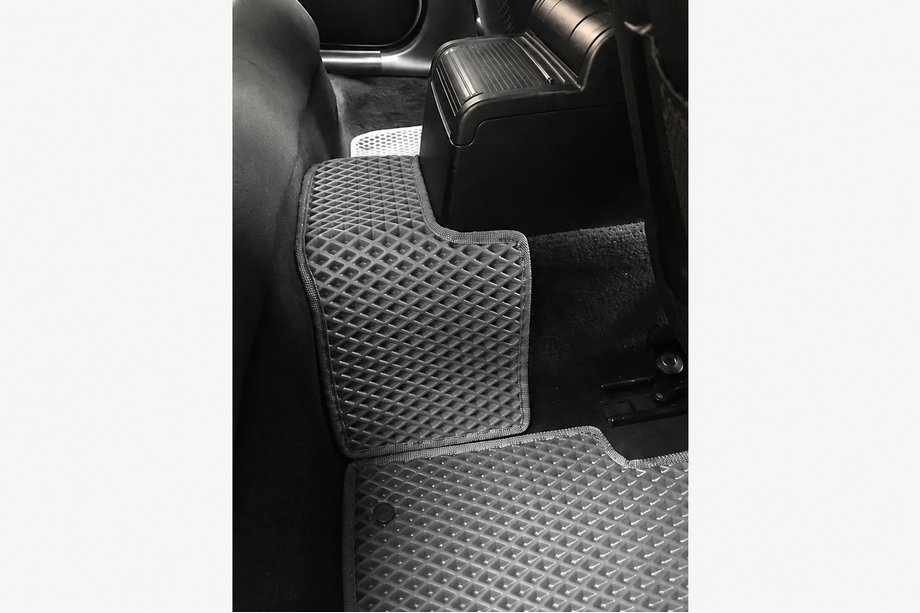 BMW 3 Series E46 1998-2006 Dywaniki EVA (Szare) Zdjęcia 4