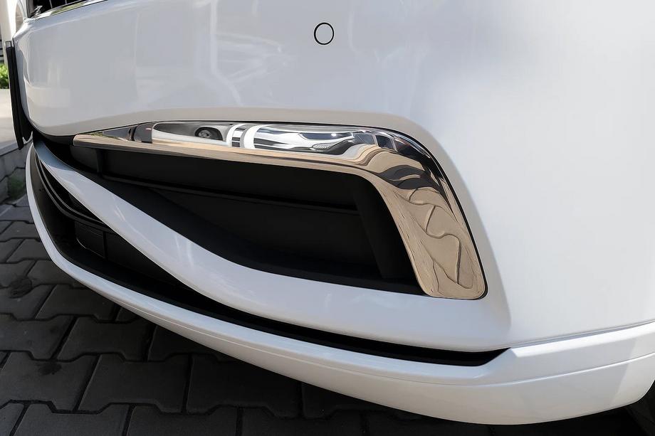Volkswagen Passat B8 2015-2023 Nakładki na światła przeciwmgielne 2019+ (2 szt, stal nierdzewna) OmsaLine - Włoska Stal Nierdzewna Image