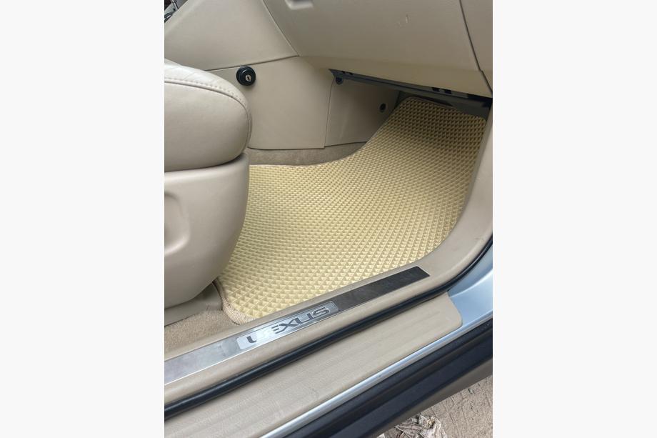Lexus RX 2003-2009 Dywaniki EVA (Beżowe) Zdjęcia 2