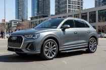 Audi Q3 2019–2025 Progi Boczné Duru (2 szt., Aluminium) zdjęcia 1