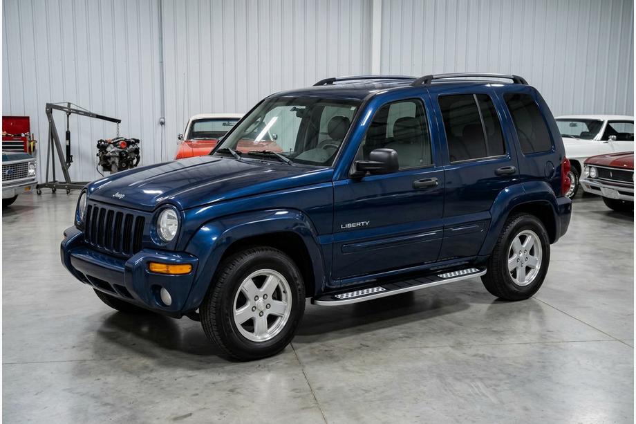 Jeep Cherokee/Liberty 2002-2007 Progi Boczné Tayga V2 (2 szt., Aluminium) Zdjęcia 1