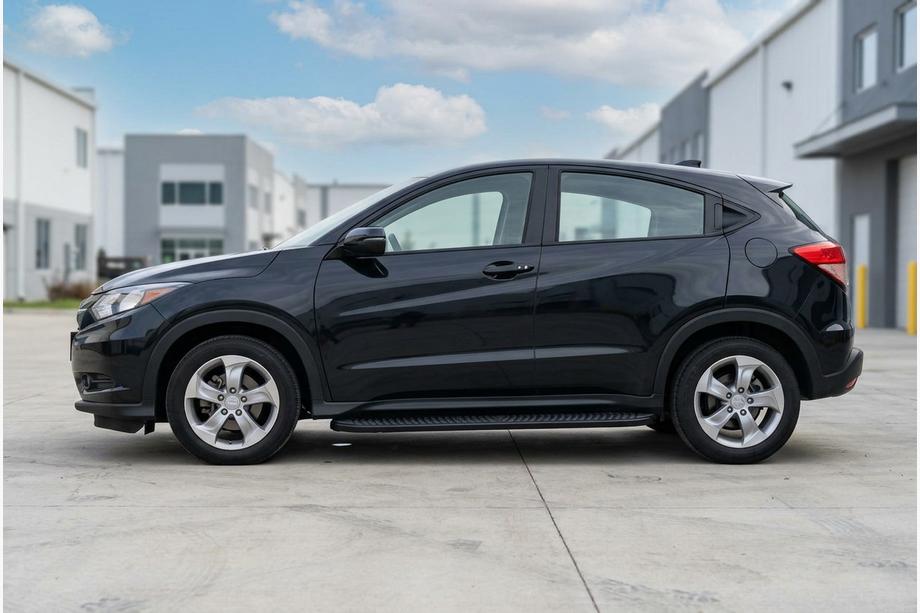 Honda HR-V 2014-2021 Progi Boczné Tayga Black (2 szt., Aluminium) Image