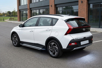 Hyundai Bayon 2021- Progi Boczné Rainbow (2 szt., Aluminium) zdjęcia 1