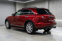 Infiniti FX 2003-2008 Progi Boczné Maya Red (2 szt., Aluminium) zdjęcia 1