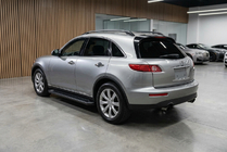 Infiniti FX 2003-2008 Progi Boczné Fullmond (2 szt., Aluminium) zdjęcia 1