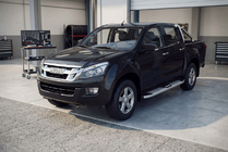 Isuzu D-Max 2011-2019 Progi Boczne Mevsim Grey (2 szt., Aluminium) zdjęcia 1