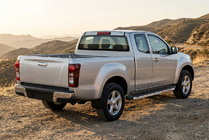 Isuzu D-Max 2011-2019 Progi Boczné BlackLine (2 szt., Aluminium) zdjęcia 1