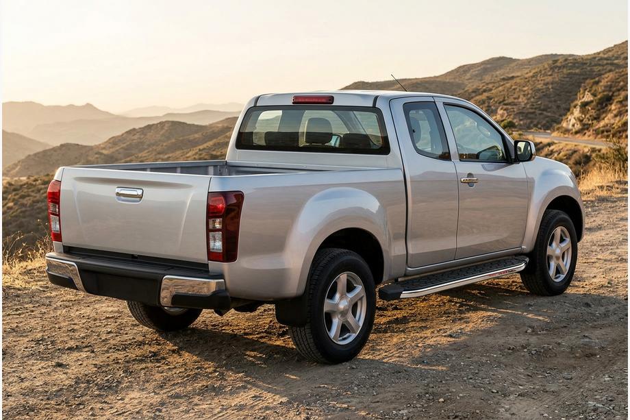 Isuzu D-Max 2011-2019 Progi Boczné BlackLine (2 szt., Aluminium) Image
