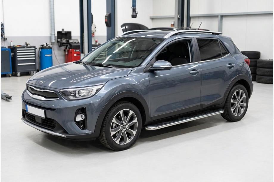 Kia Stonic 2017- Progi Boczné Maydos V1 (2 szt., Aluminium) Image