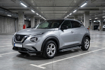 Nissan Juke 2020- Progi Boczné Rainbow (2 szt., Aluminium) zdjęcia 1