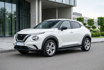 Nissan Juke 2020- Progi Boczné Allmond Black (2 szt., Aluminium) zdjęcia 1