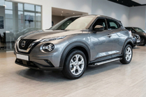 Nissan Juke 2020- Progi boczne Allmond Grey (2 szt., aluminium) zdjęcia 1