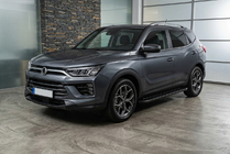 SsangYong Korando 2019- Progi Boczné Allmond Black (2 szt., Aluminium) zdjęcia 1