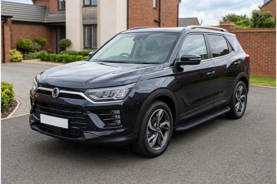 SsangYong Korando 2019- Progi Boczné Tayga Black (2 szt., Aluminium) Image