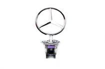 Mercedes S-class W140 1991-1998 Emblemat celownik (z napisem) zdjęcia 2