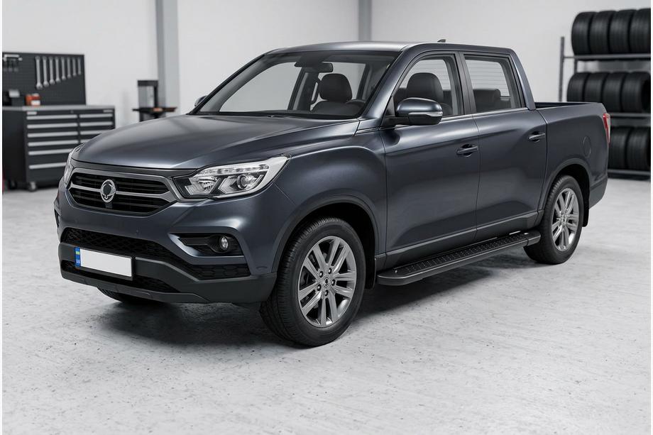 SsangYong Musso II 2018– Progi Boczné Allmond Black (2 szt., Aluminium) Image