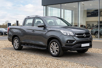 SsangYong Musso II 2018– Progi Boczné Tayga Black (2 szt., Aluminium) zdjęcia 1