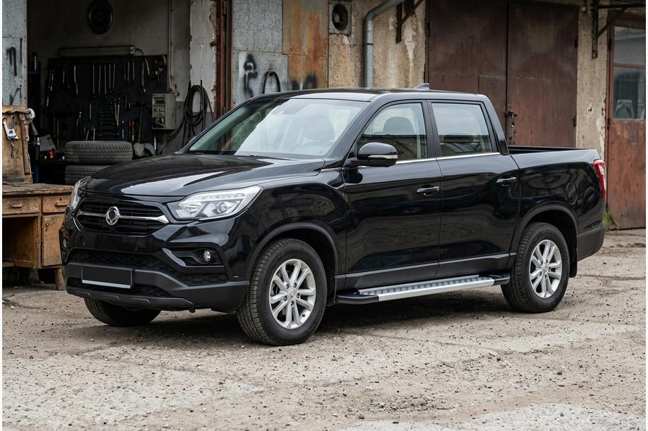 SsangYong Musso II 2018– Progi Boczné Vision New Grey (2 szt., Aluminium) Image