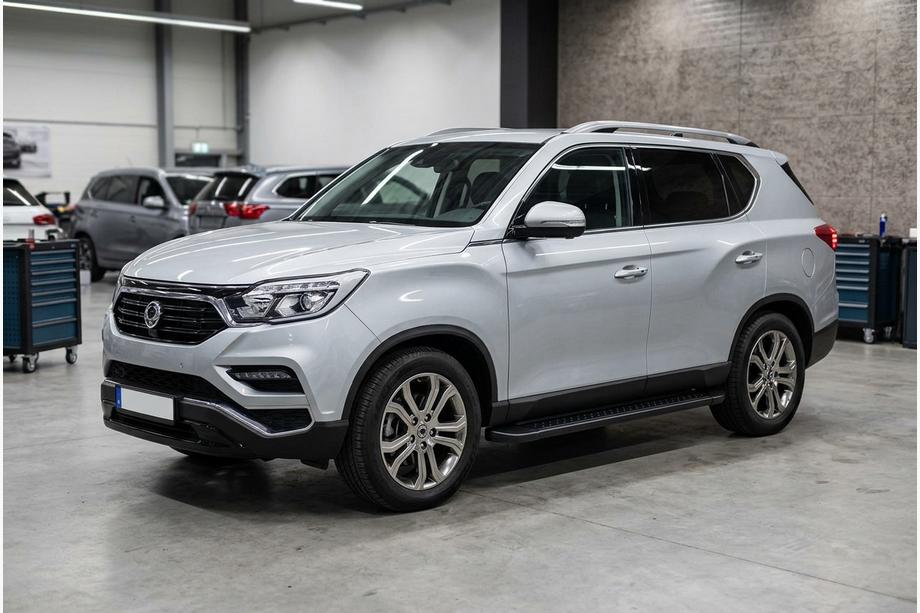 SsangYong Rexton II 2017- Progi Boczné Allmond Black (2 szt., Aluminium) Image