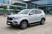 SsangYong Rexton II 2017- Progi Boczné BlackLine (2 szt., Aluminium) zdjęcia 1