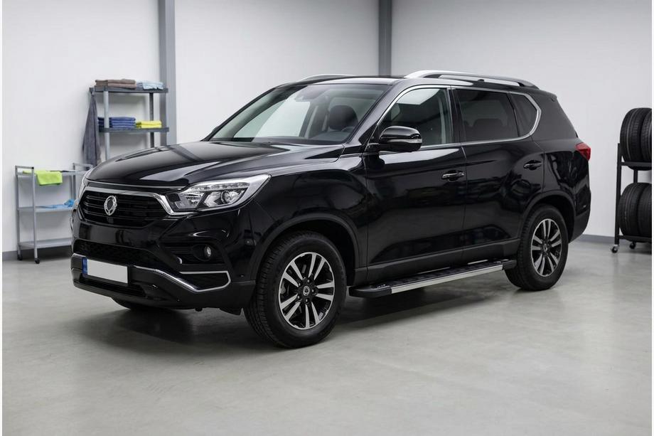SsangYong Rexton II 2017- Progi Boczné RedLine (2 szt., Aluminium) Image