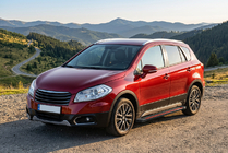 Suzuki SX4 S-Cross 2013-2016 Progi Boczné Maya Red (2 szt., Aluminium) zdjęcia 1