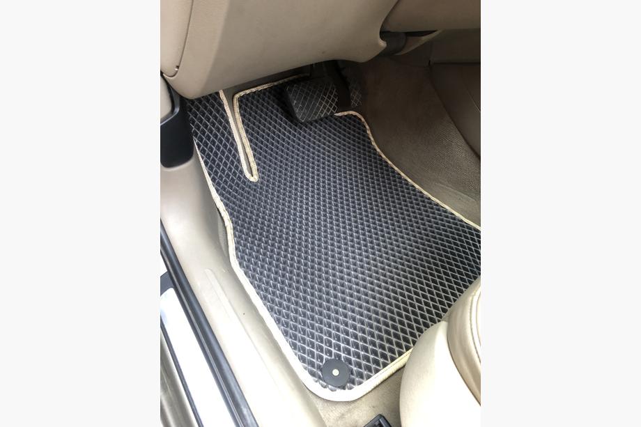 Audi A4 B8 2007-2015 Dywaniki EVA (czarne) Image