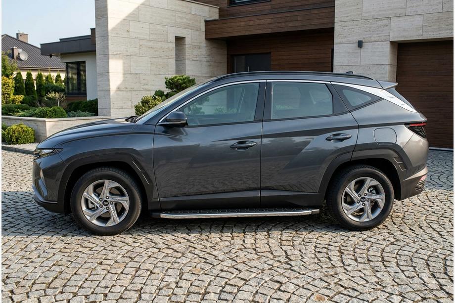 Hyundai Tucson NX4 2021- Progi Boczné BlackLine (2 szt., Aluminium) Image