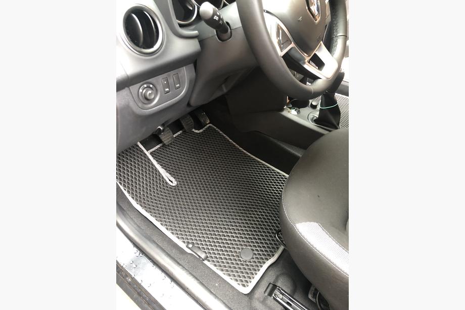 Renault Sandero 2013-2022 Dywaniki EVA (czarne) Image