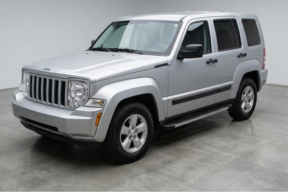 Jeep Cherokee/Liberty 2007-2013 Progi Boczné Maya V1 (2 szt., Aluminium) Image