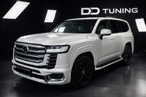 Toyota Land Cruiser 300 2021- Zestaw Body Kit VXR zdjęcia 3
