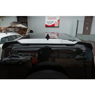 Spoiler V1 (czarny) Land Rover Defender 2019- zdjęcia 2