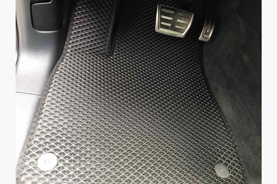 Audi Q7 2015–2026 Dywaniki EVA (czarne) Image