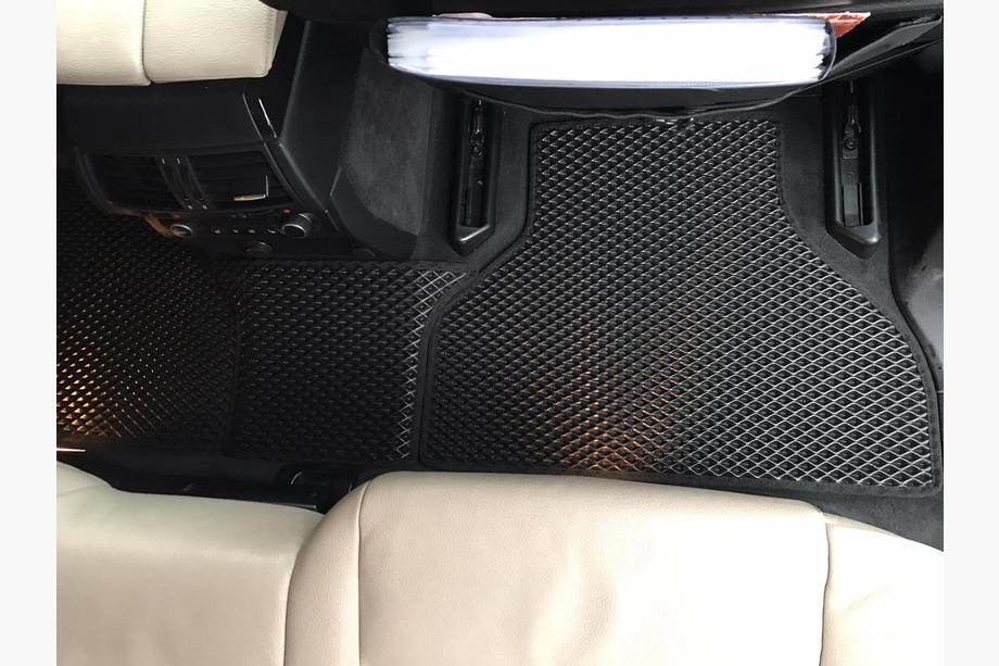BMW X5 E70 2007-2013 Dywaniki EVA V-1 (czarne) Zdjęcia 6